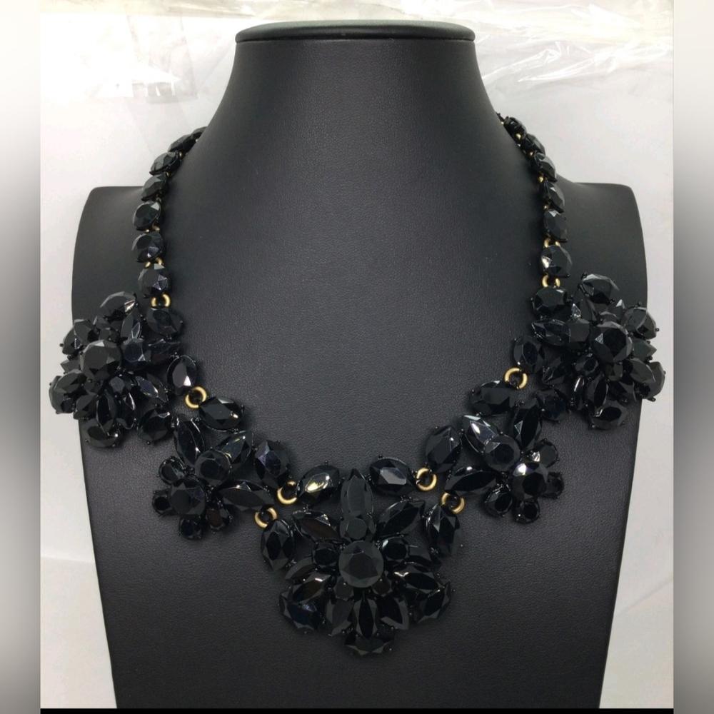 J. Crew Black Flower Statement Necklace EUC 17"